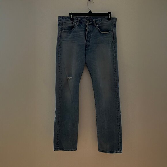 Men's Levi's 501, 32 x 30, distressed by natural wear - Picture 3 of 10